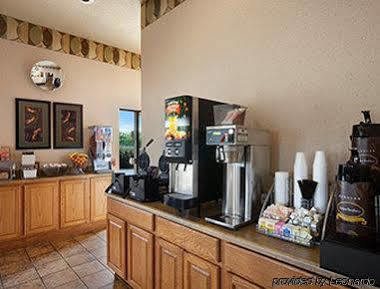 Super 8 By Wyndham St. Louis